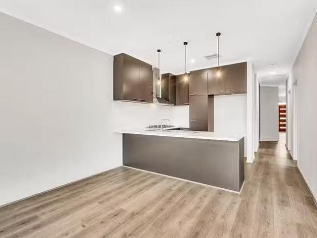 Cozy 19 Bracken Avenue, Andrews Farm, SA 5114