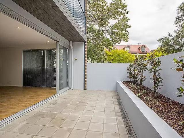 Charming 1/9 Collins Street, Alexandria NSW 2015