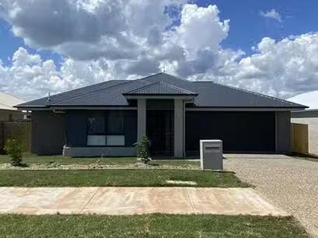 Just in! 19 Red Cedar Avenue, Cotswold Hills, QLD 4350