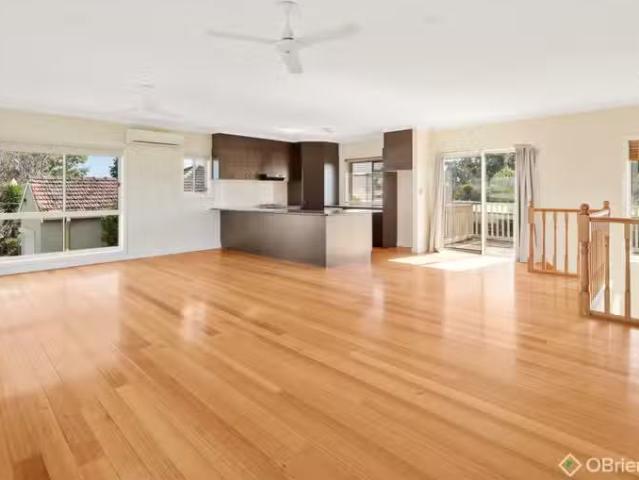 Cozy 100 Smythe Street, Corinella VIC 3984