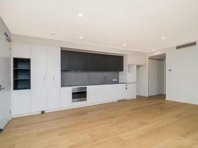 Nice 101/73 Lockhart Street, Como, WA 6152