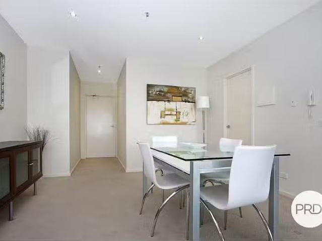 Nice 10/2 Edinburgh Ave, Canberra Apartment for rent Listed b.