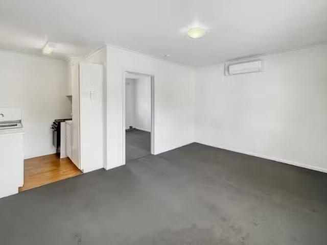 Unique 10/57 Gillies Street, Fairfield VIC 3078