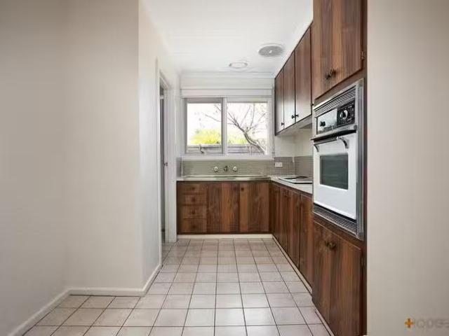 Cheap 10/9 Latrobe Street, Cheltenham, VIC 3192
