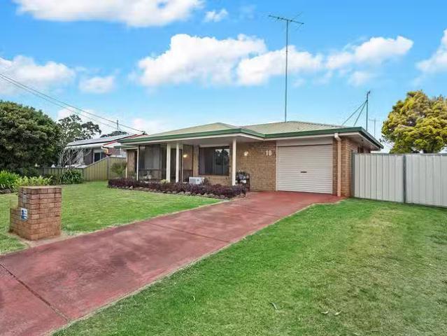 For Rent! 10 Birch Court, Darling Heights, QLD 4350
