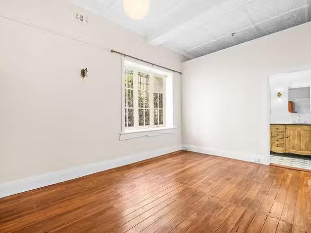Rental! 10 Carr Street, Coogee, NSW 2034