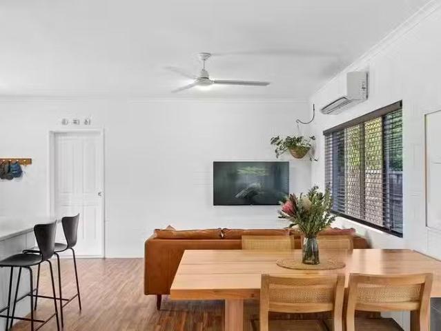 Cheap 10 Coolum Close, Kewarra Beach, QLD 4879