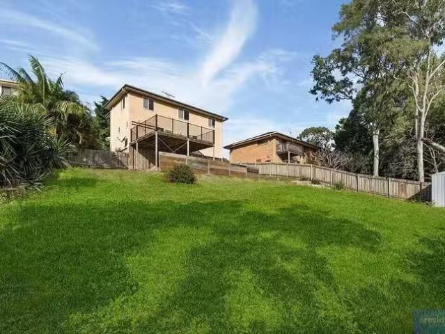 New 10 Costigan Terrace, Edens Landing, QLD 4207