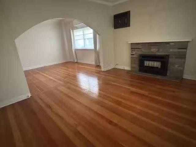 Cozy 10 Dunedin Street, Maidstone, VIC 3012