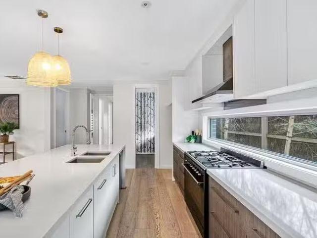 Rental! 10 Drift Lane, Armstrong Creek, VIC 3217
