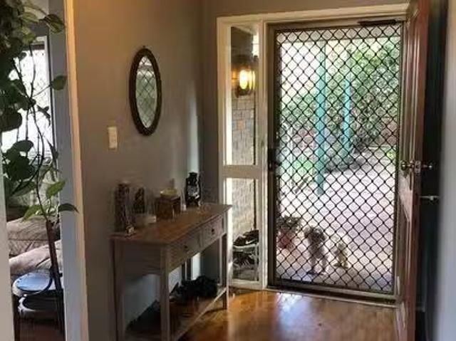 Rental! 10 Joseph Street, Kingaroy, QLD 4610