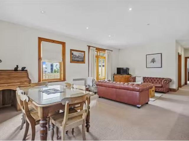 Charming 10 Kelly Street, Battery Point House for rent Listed.