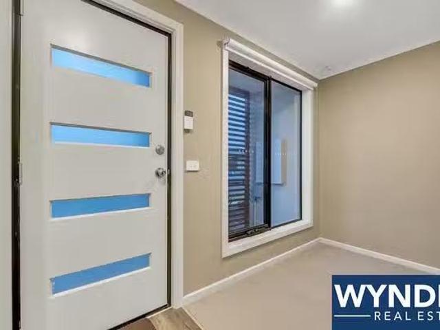 Charming 10 Pellets Road, Wyndham Vale, VIC 3024