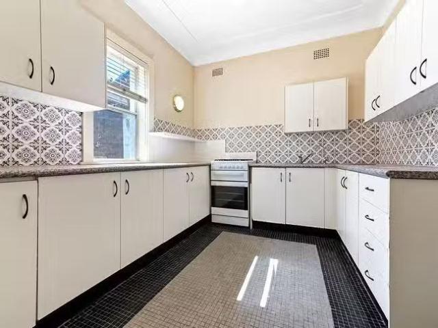 Unique 10 Realm Street, Arncliffe, NSW 2205