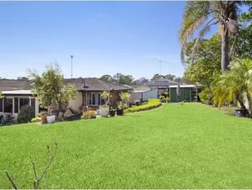 For Rent! 10 Stein Place, Glenmore Park House for rent Listed.