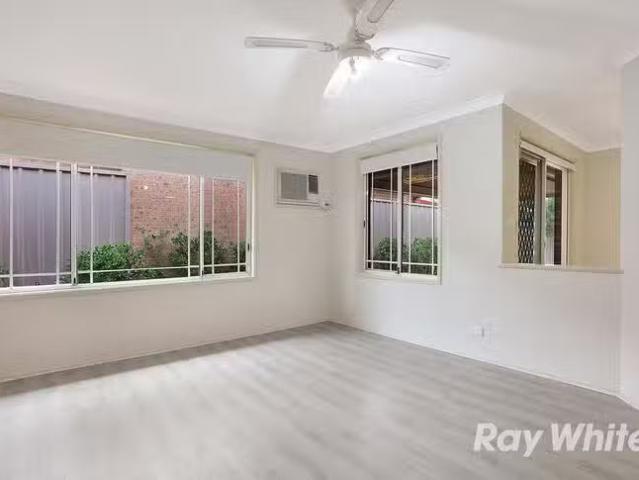 Just in! 10 Sheoak Place, Colyton, NSW 2760