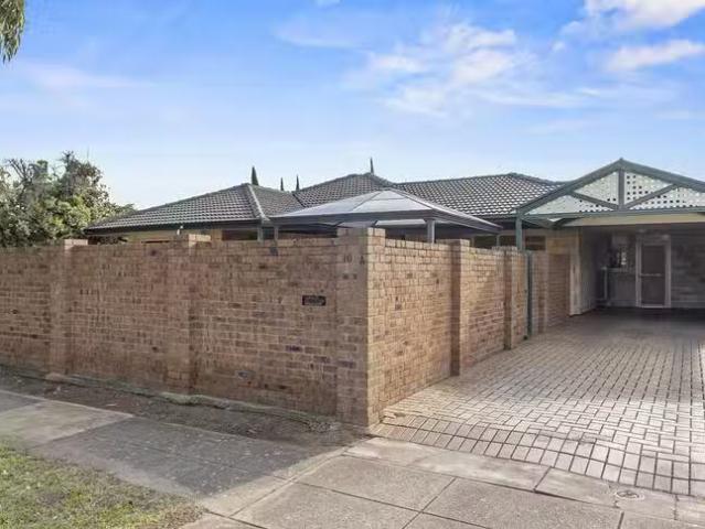 Cozy 10A Dingera Avenue, North Plympton, SA 5037