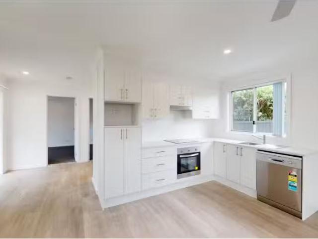 New 10a Irving Street, Edgeworth House for rent Listed by Lea.