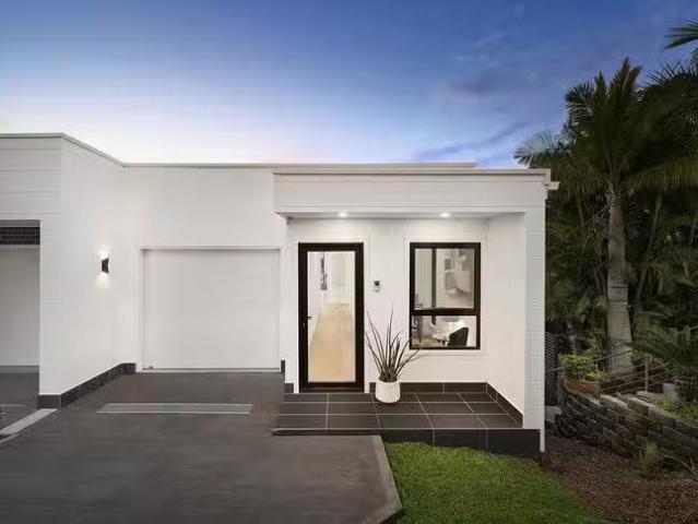 Cheap 10B Amsdale Avenue, Macquarie Hills, NSW 2285