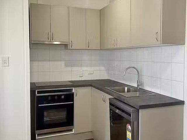 Cheap 1/13 Baden Powell Street, Wandal, QLD 4700
