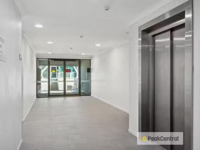 For Rent! 110/21 Malata Crescent, Success, WA 6164