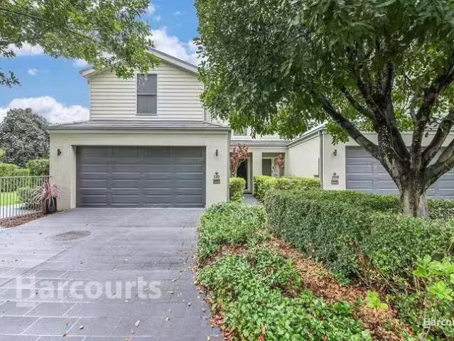 Unique 110 Governors Way, Macquarie Links, NSW 2565