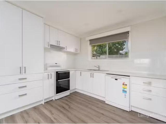 Charming 1/11 Salmon, Armidale Apartment for rent Listed by A.