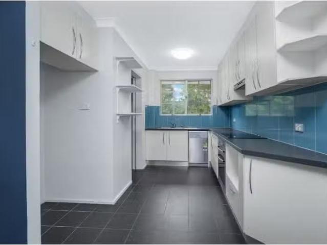 Nice 11/2A Yardley Avenue, Waitara Apartment for rent Listed.