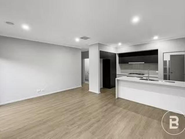 New 114 Sundance Boulevard, Winter Valley, VIC 3358