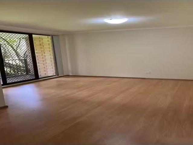 For Rent! 11/53 Auburn Street, SUTHERLAND Apartment for rent.