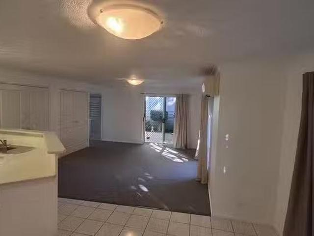 Unique 11/68 Holberton Street, Rockville, QLD 4350