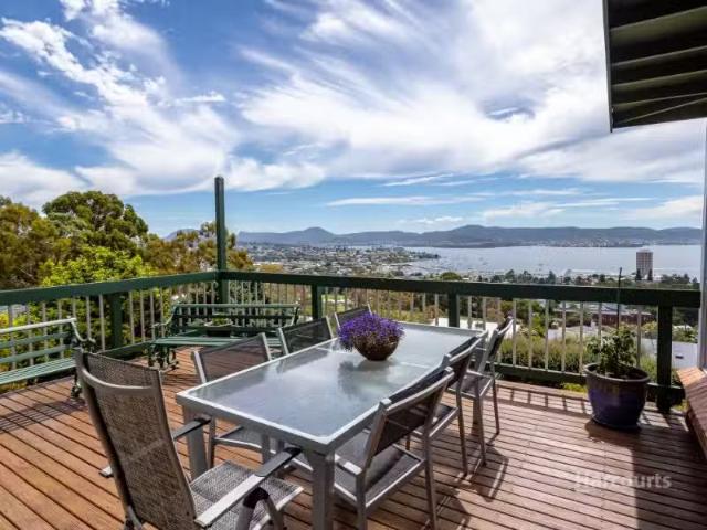 Nice 118 Nelson Road, MOUNT NELSON House for rent Listed by S.