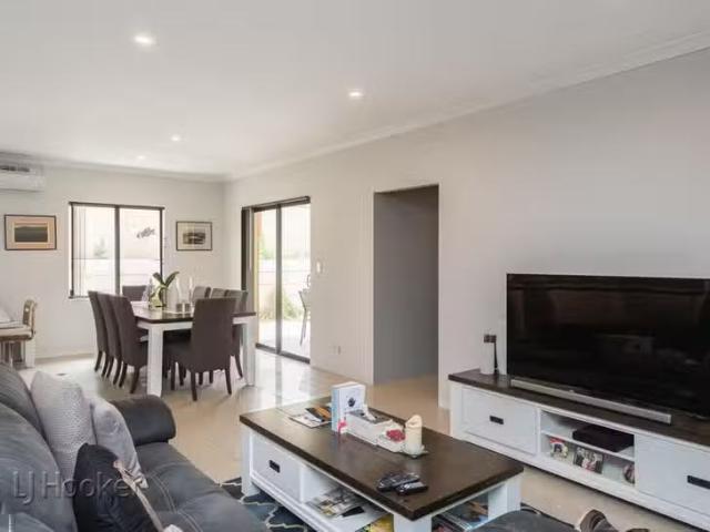 Rental! 119 Collier Road, Embleton, WA 6062