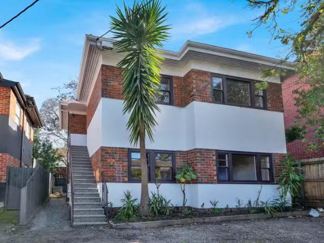 Unique 1/19 Stewart Street, Windsor VIC 3181