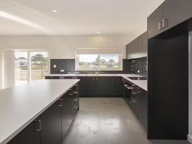 Unique 11 Mulal Avenue, Witchcliffe, WA 6286