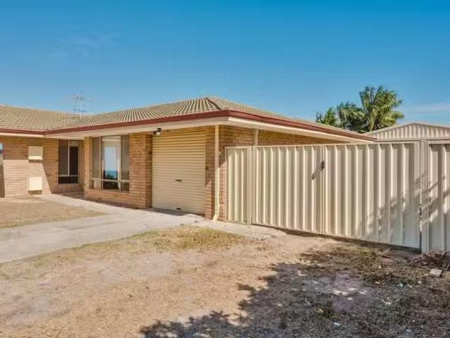 Cheap 11 Mizzen Court, Waikiki, WA 6169