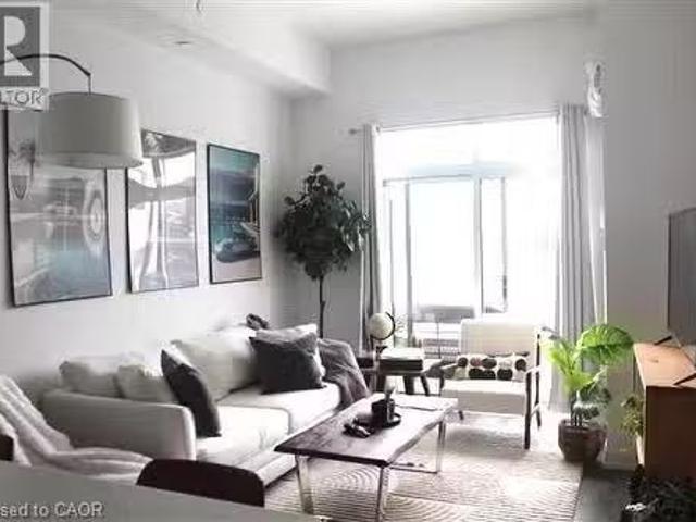 Charming 11 BR 5055 Greenlane Road Unit# 626, Beamsville, ON.