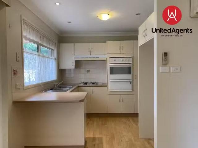 Cheap 11 Brindabella Drive, HORNINGSEA PARK House for rent Li.