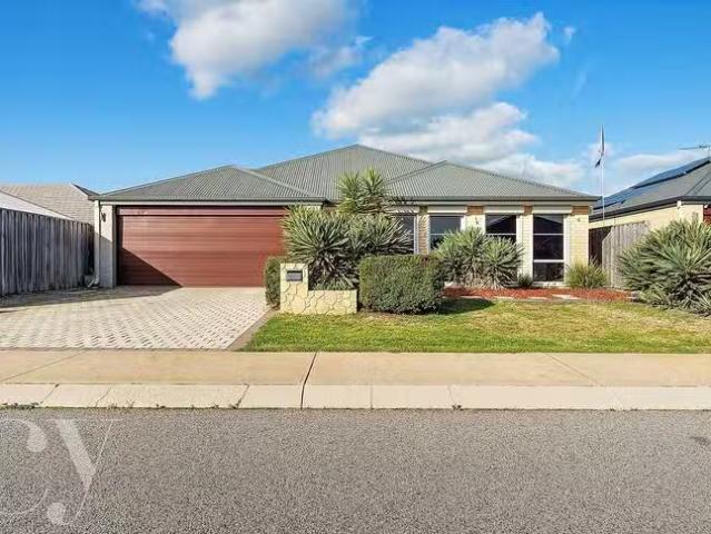 Unique 11 Catseye Crescent, Wellard, WA 6170