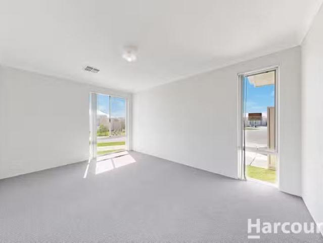 Unique 11 Sandstone Road, EGLINTON, WA 6034 House for Rent