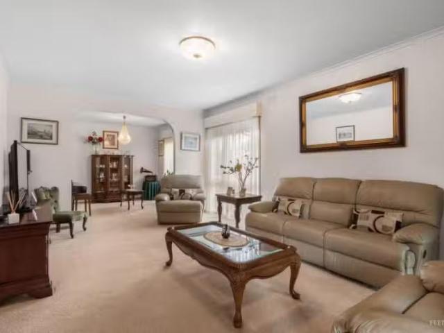 Charming 11 Silverene Court, Vermont South VIC 3133 House Au.