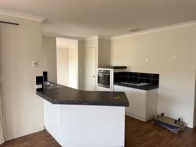Deal! 11 Talbot Road, Brunswick, WA 6224