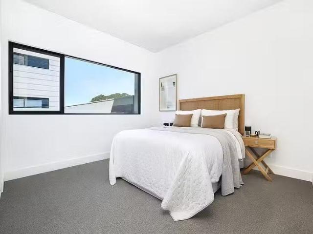 Deal! 1/23 Addison Street, Shellharbour, NSW 2529