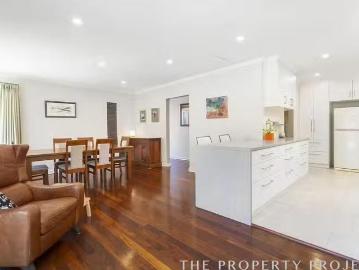 Charming 120 High Street, Sorrento, WA 6020