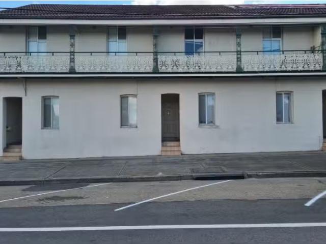 Rental! 122 Bourke Street, Goulburn Townhouse for rent Listed.