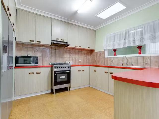 New 122 Oleander Drive, St Albans VIC 3021