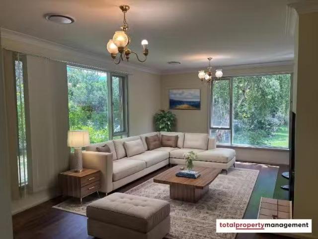 For Rent! 122 Rivett Street, HACKETT House for rent Listed by.