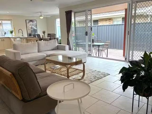 For Rent! 1/24 Sunnybank Drive, West Ballina, NSW 2478
