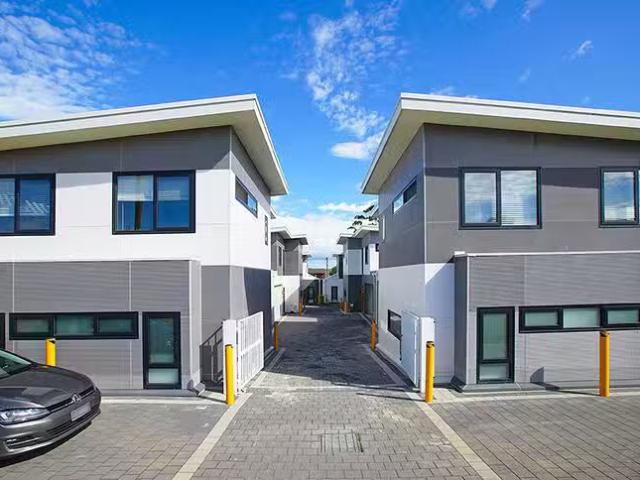 Nice 1/253 Rockingham Road, Spearwood, WA 6163