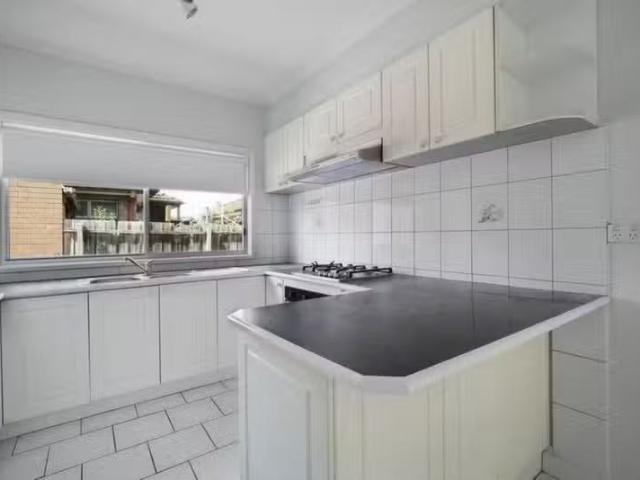 Rental! 1/25 Dunne Street, Kingsbury VIC 3083 House For Lease